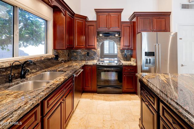 4076 W MONTEREY Street, Chandler, AZ 85226