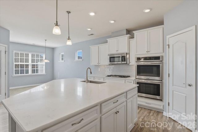 4048 Home Grown Way, Lake Wylie, SC 29710