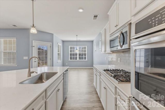 4048 Home Grown Way, Lake Wylie, SC 29710