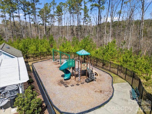 4048 Home Grown Way, Lake Wylie, SC 29710