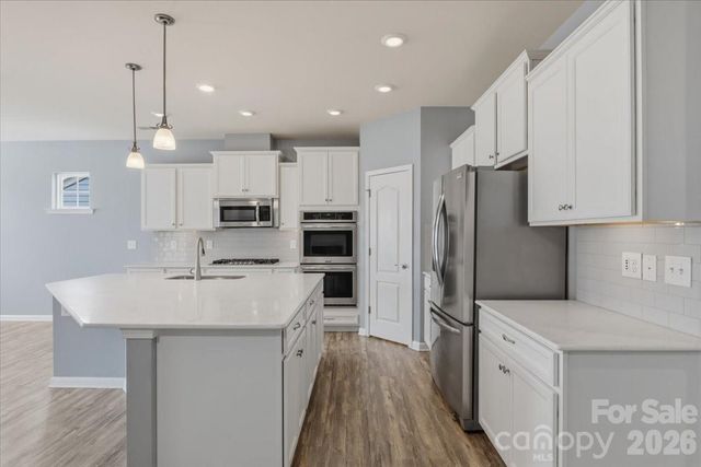 4048 Home Grown Way, Lake Wylie, SC 29710