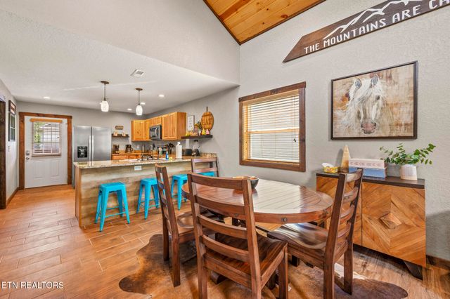 2046 Slippery Rock Circle, Sevierville, TN 37862