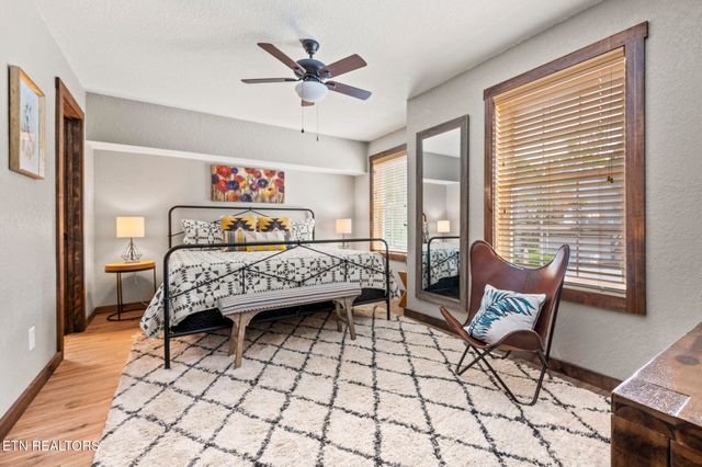 2046 Slippery Rock Circle, Sevierville, TN 37862