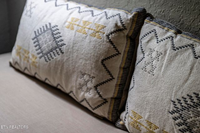 2046 Slippery Rock Circle, Sevierville, TN 37862