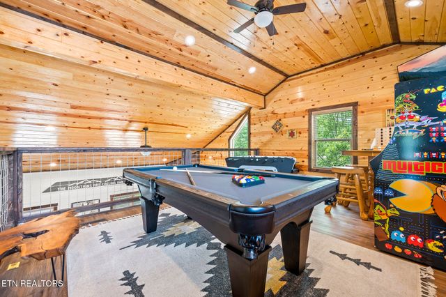 2046 Slippery Rock Circle, Sevierville, TN 37862