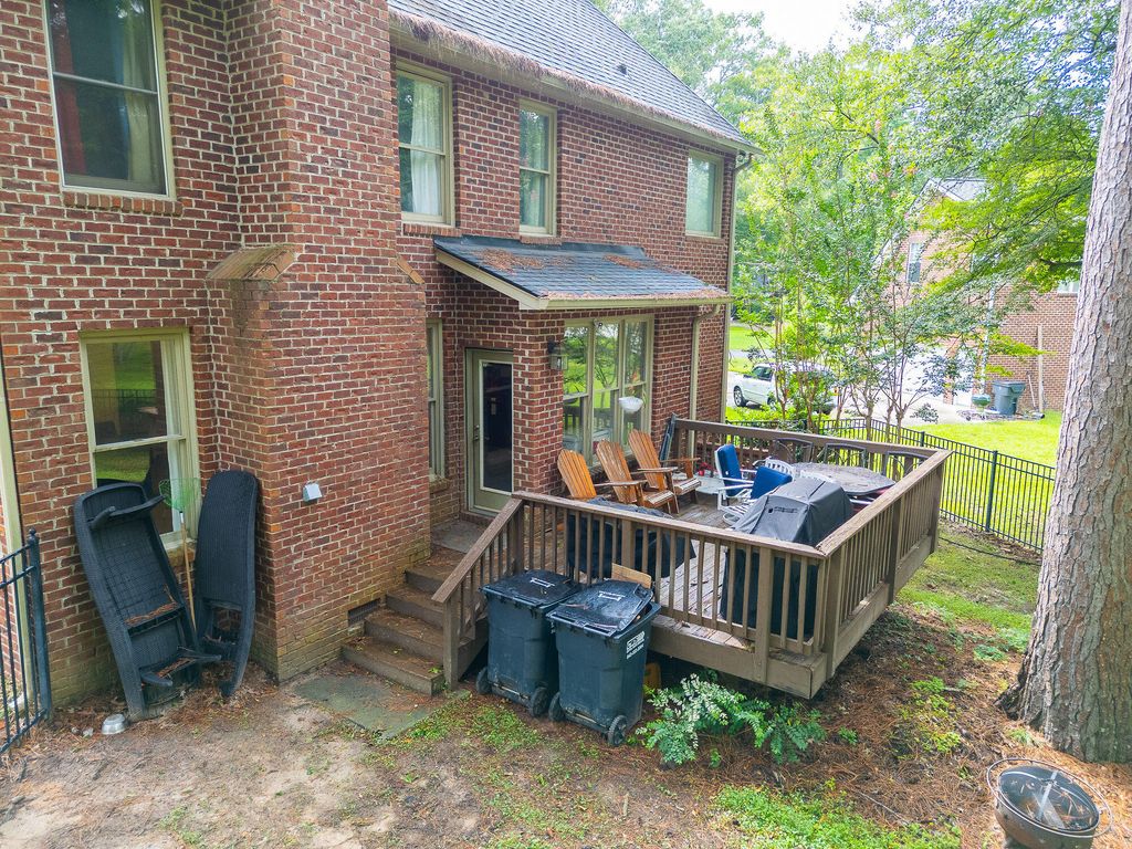 Image 36 of property listing at 101 Riverwood Lane, Summerville, SC 29485
