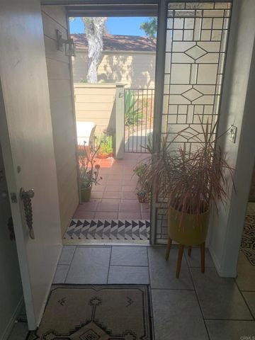 1734 Aldersgate Road, Encinitas, CA 92024
