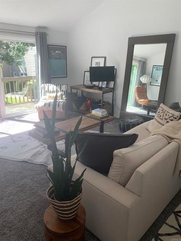 1734 Aldersgate Road, Encinitas, CA 92024