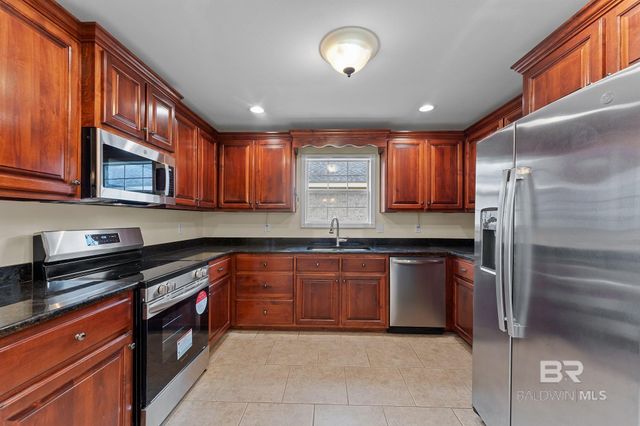 8853 Milners Court, Foley, AL 36535