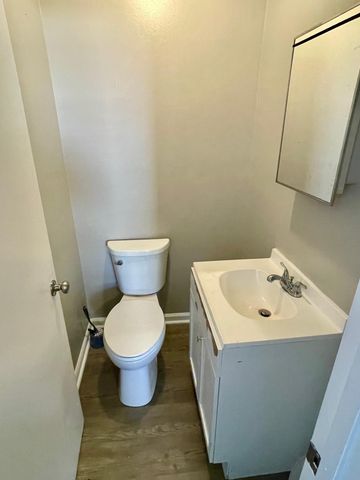 810 Olympia ST, Martinsville, VA 24112