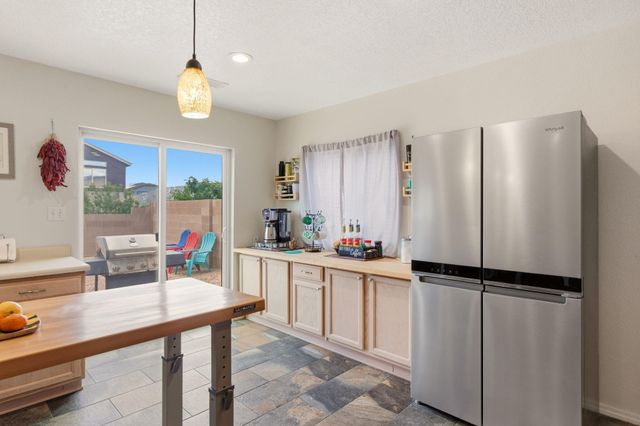 9916 Marlborough Avenue SW, Albuquerque, NM 87121