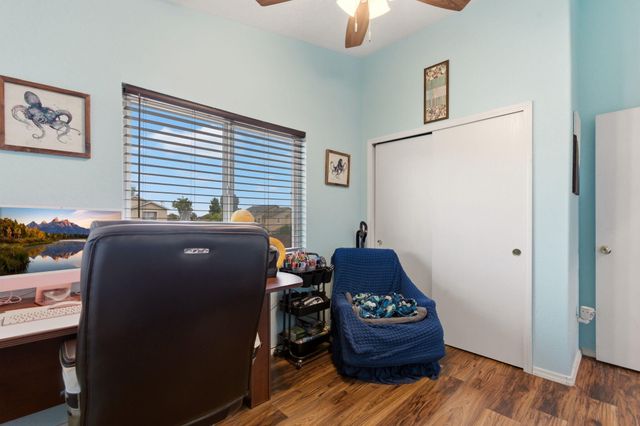 9916 Marlborough Avenue SW, Albuquerque, NM 87121