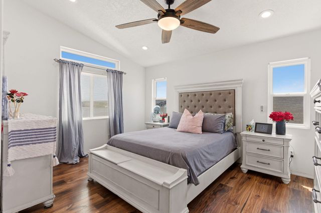 9916 Marlborough Avenue SW, Albuquerque, NM 87121