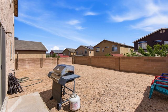 9916 Marlborough Avenue SW, Albuquerque, NM 87121