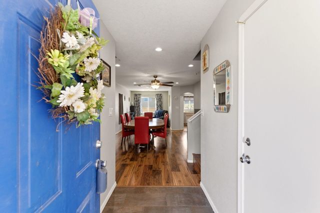9916 Marlborough Avenue SW, Albuquerque, NM 87121