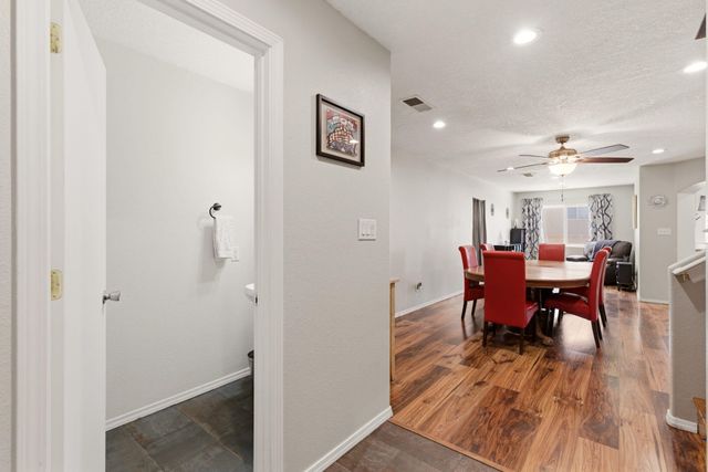 9916 Marlborough Avenue SW, Albuquerque, NM 87121