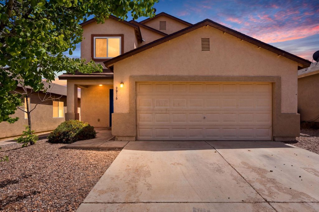 9916 Marlborough Avenue SW, Albuquerque, NM 87121