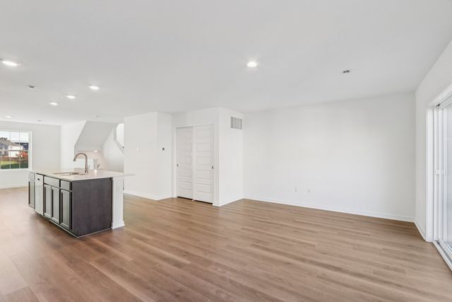 1389 Oakfield Lane, Pingree Grove, IL 60140