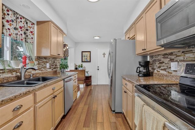647 W Valleyview Avenue, Littleton, CO 80120