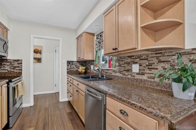 647 W Valleyview Avenue, Littleton, CO 80120