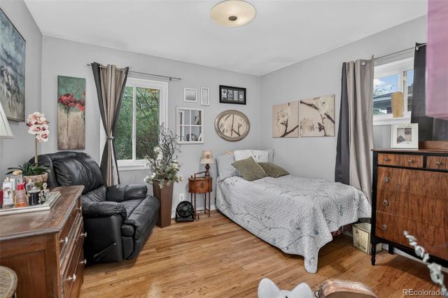 647 W Valleyview Avenue, Littleton, CO 80120