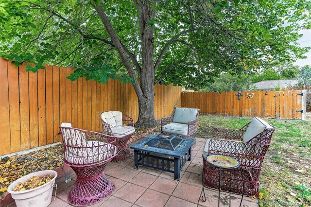 647 W Valleyview Avenue, Littleton, CO 80120