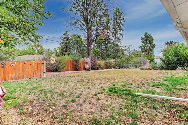 647 W Valleyview Avenue, Littleton, CO 80120