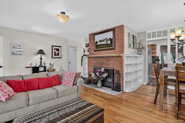 647 W Valleyview Avenue, Littleton, CO 80120