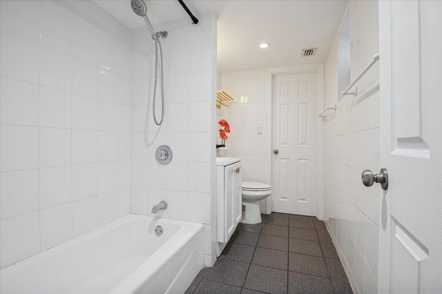 1123 NE 14th Avenue 2, Fort Lauderdale, FL 33304