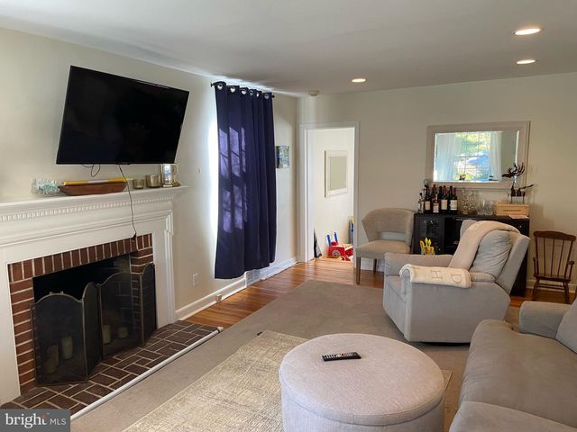 1524 KNOX ROAD, Wynnewood, PA 19096