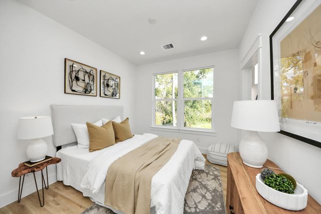 7909 Lynette Street, Houston, TX 77028