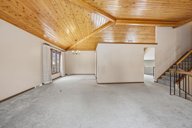 318 Dale Avenue, Moorhead, MN 56560