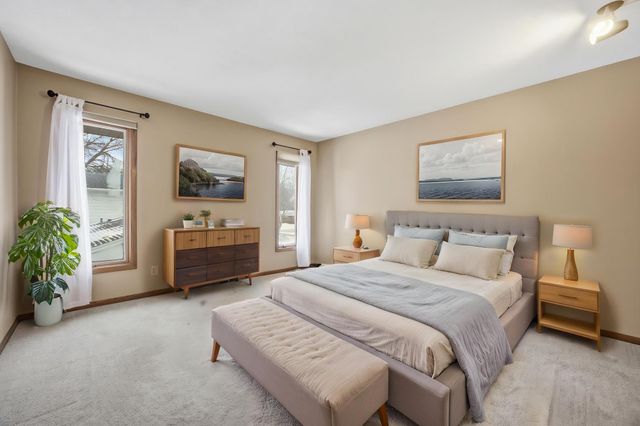 318 Dale Avenue, Moorhead, MN 56560