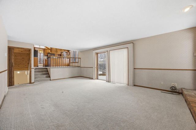 318 Dale Avenue, Moorhead, MN 56560