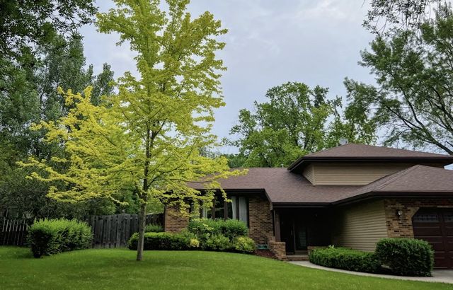 318 Dale Avenue, Moorhead, MN 56560