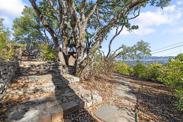 700 Clipper Hill, Danville, CA 94526