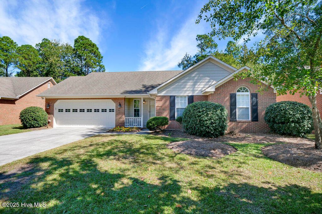 1518 Whispering Woods Court, Wilmington, NC 28411