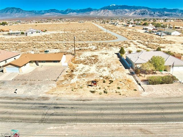 2581 South Dandelion Street, Pahrump, NV 89048