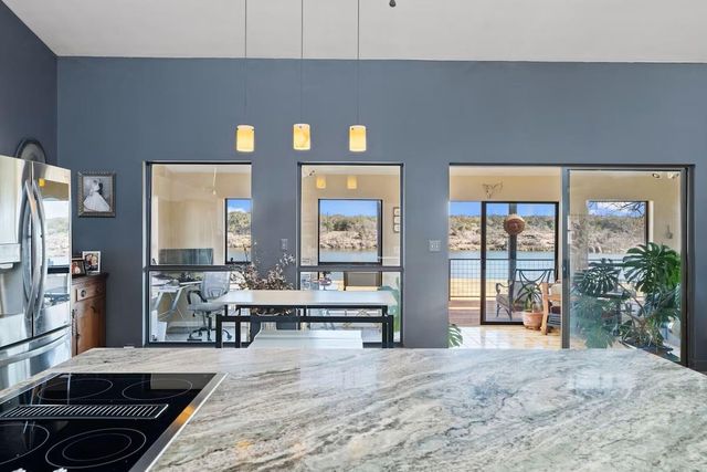 3721 Lakeview DR, Cottonwood Shores, TX 78657
