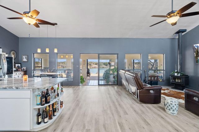 3721 Lakeview DR, Cottonwood Shores, TX 78657