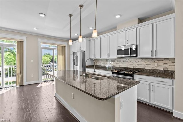 426 Westport ST, Norfolk, VA 23505