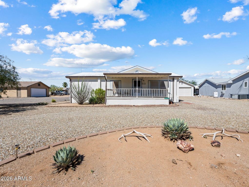 30834 S MEANDERING Lane, Congress, AZ 85332 — photo 2