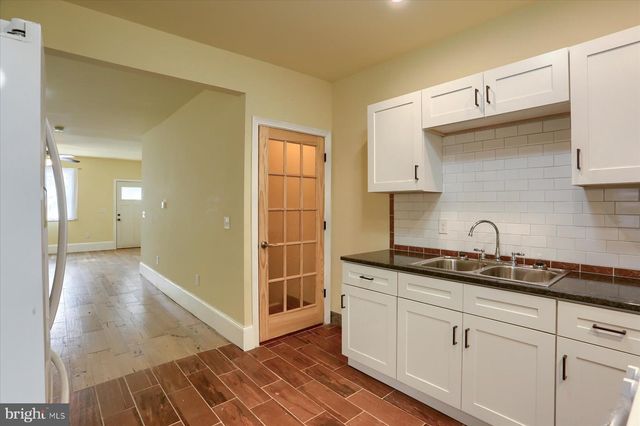 1212 DERRY ST, Harrisburg, PA 17104