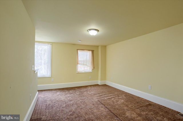 1212 DERRY ST, Harrisburg, PA 17104