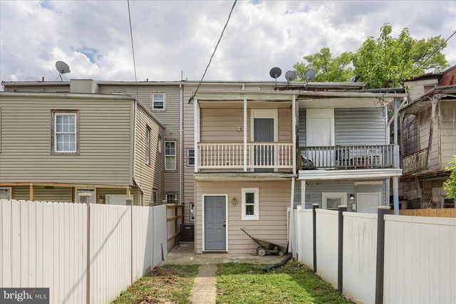 1212 DERRY ST, Harrisburg, PA 17104