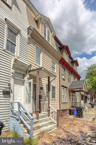 1212 DERRY ST, Harrisburg, PA 17104