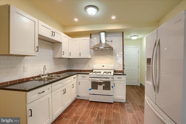 1212 DERRY ST, Harrisburg, PA 17104