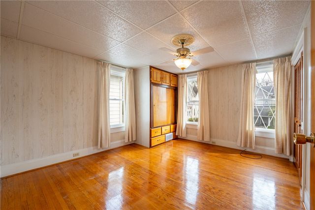 608 Fairmont St, Latrobe, PA 15650