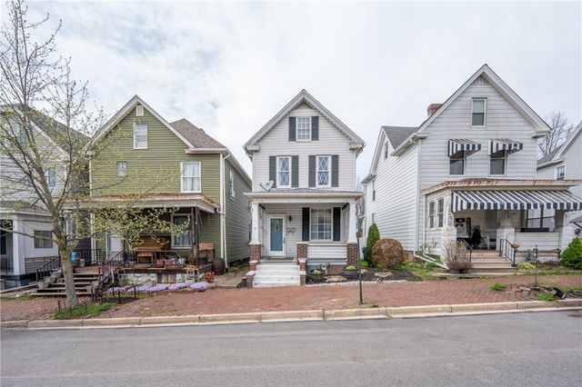 608 Fairmont St, Latrobe, PA 15650