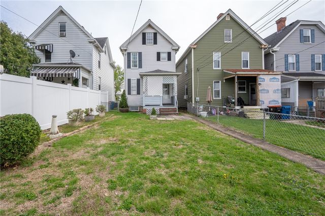 608 Fairmont St, Latrobe, PA 15650